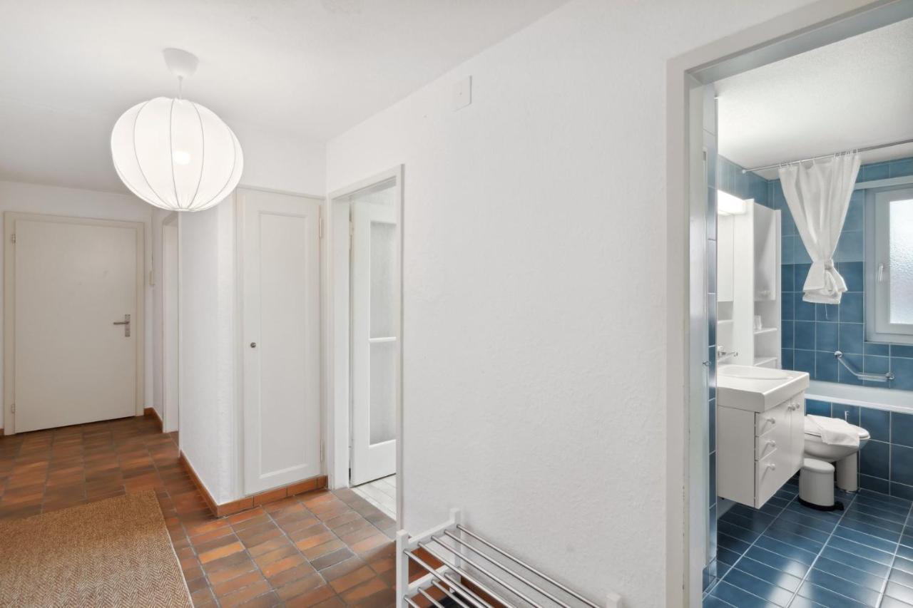 Affordable Comfort In Zurich Apartment Luaran gambar