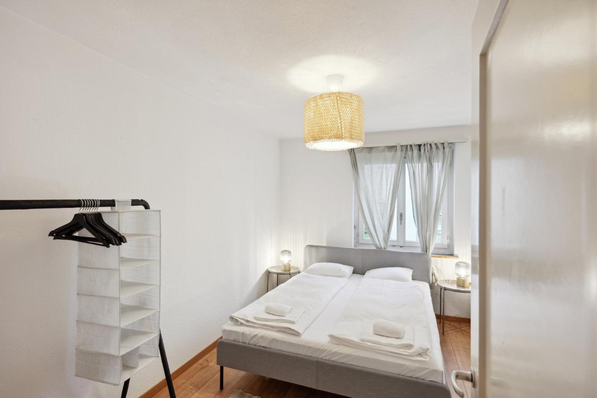 Affordable Comfort In Zurich Apartment Luaran gambar