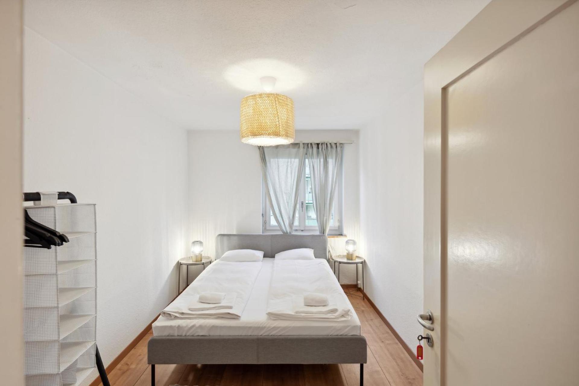 Affordable Comfort In Zurich Apartment Luaran gambar