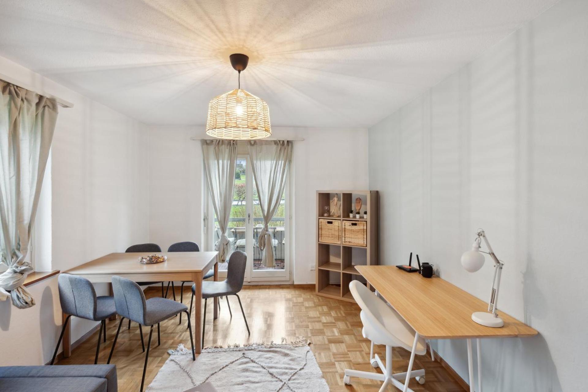 Affordable Comfort In Zurich Apartment Luaran gambar