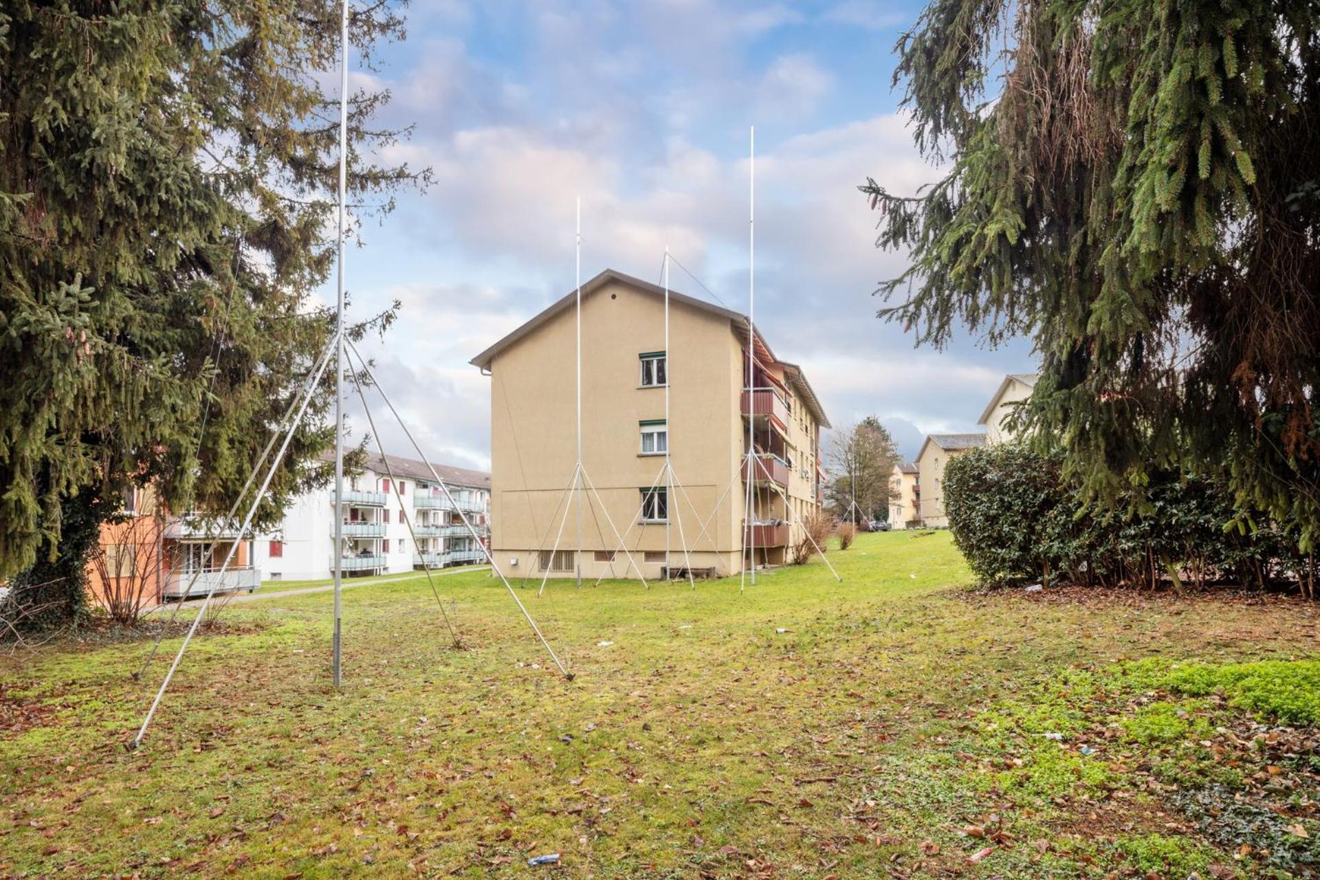 Affordable Comfort In Zurich Apartment Luaran gambar