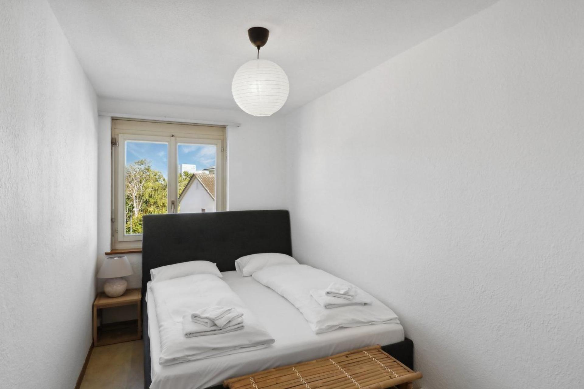 Affordable Comfort In Zurich Apartment Luaran gambar