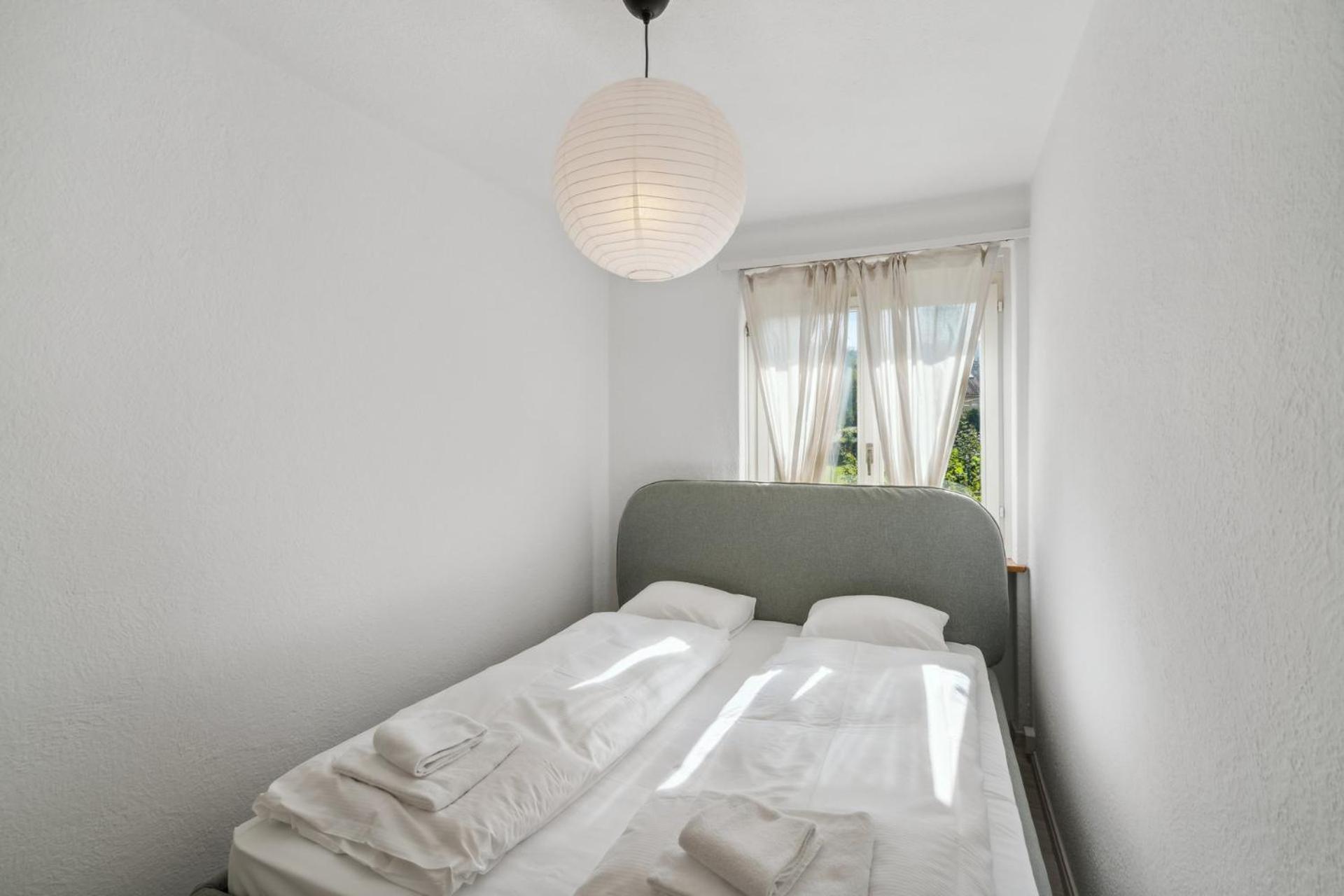 Affordable Comfort In Zurich Apartment Luaran gambar