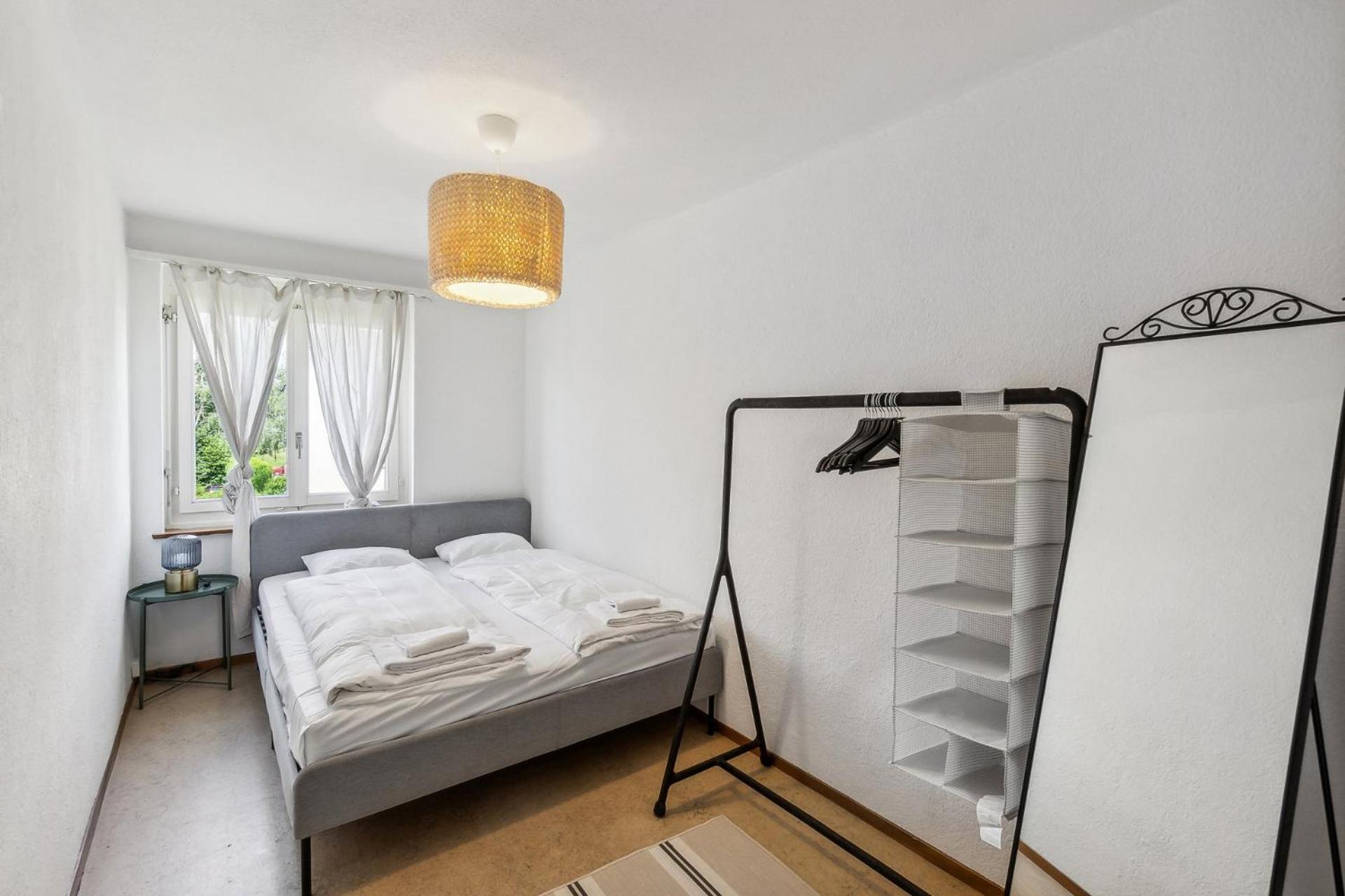 Affordable Comfort In Zurich Apartment Luaran gambar