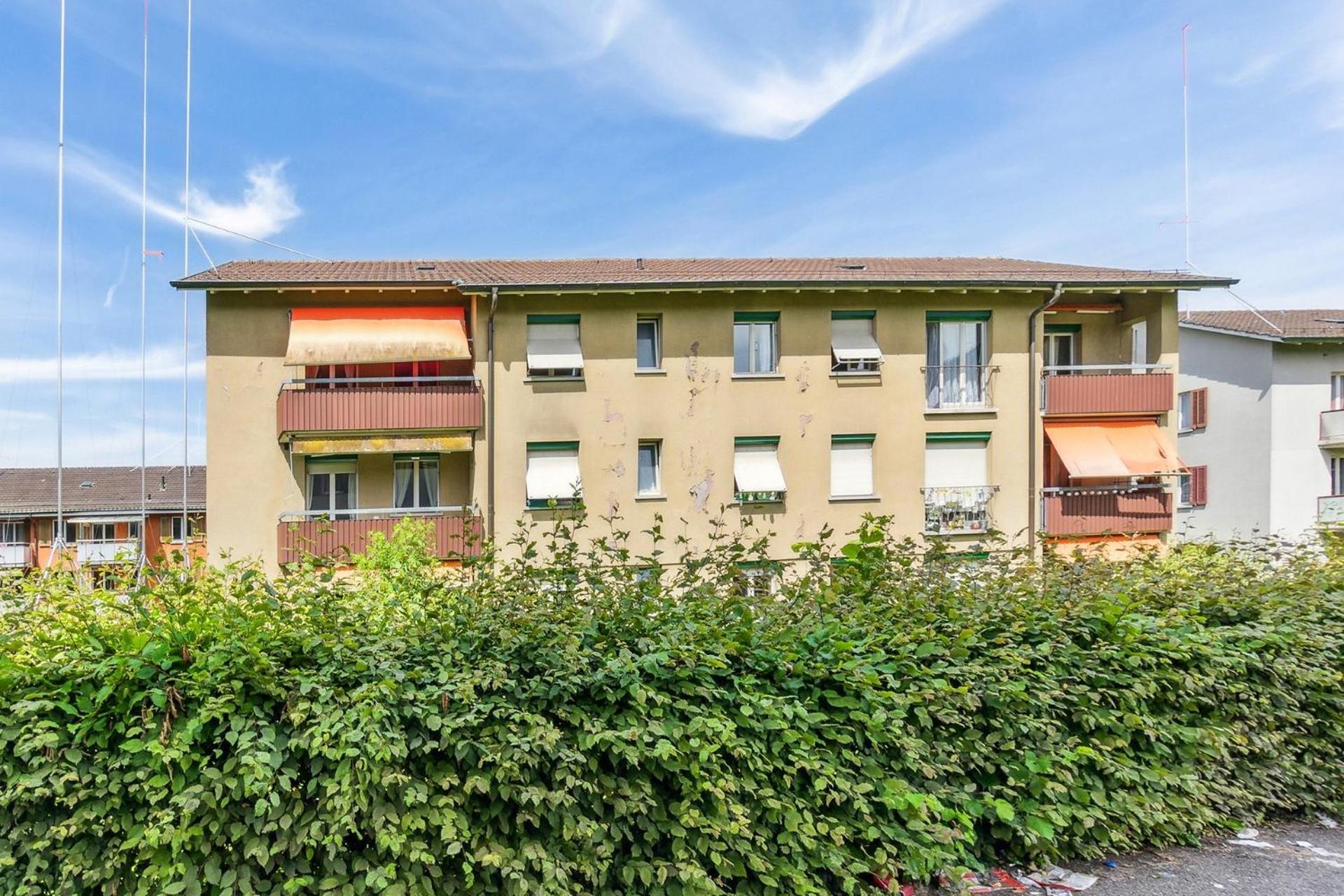 Affordable Comfort In Zurich Apartment Luaran gambar